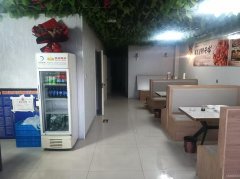 C12189位于阿勒泰市北屯西北路东方时代广场网红餐厅转让