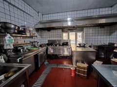 C12188粮校东门90平餐厅转让