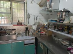 C12193位于昌吉市延安南路光明巷小区内快餐店转让