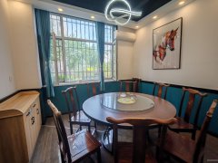 C12196阜康城北市场瑞桃园小区210平餐厅转让