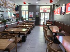 C12201位于五家渠贝鸟语诚小区东门快餐店转让