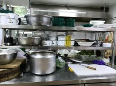 C12217位于昌吉市长宁南路附近经营中餐饮店转让