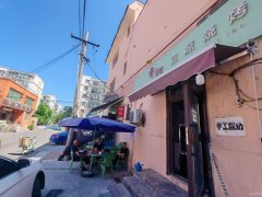 C12214米东区碱沟西路稻香新村南门50平餐厅转让