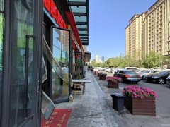 C12216万科金域华府沿街头铺位置餐饮店转让