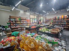 C12226米东区汇荣城100平生鲜超市转让