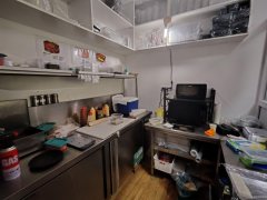 C12230天山区前进街30平外卖店转让