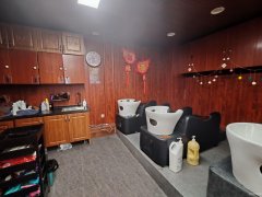 C12231新天润五期70平美容养生店转让