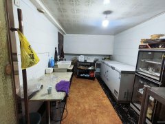 C12233粮校商圈经营中KTV娱乐+餐饮店铺转让