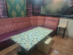 C12233粮校商圈经营中KTV娱乐+餐饮店铺转让