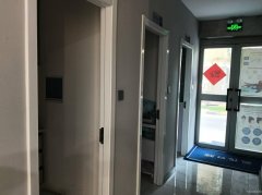 C12243位于昌吉市长宁路临街店面转让