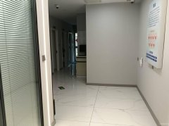 C12243位于昌吉市长宁路临街店面转让