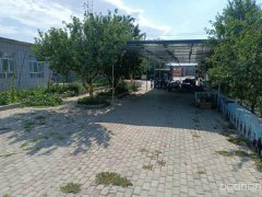 C12244位于呼图壁县五工台镇大泉路口附近农家院出租转让