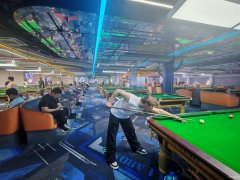 C12254米东区丰源百货5楼1800平台球会所转让