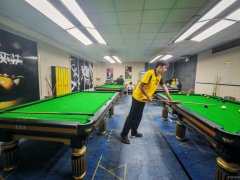 C12253米东区碱沟西路稻香新村150平台球厅转让