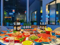 C12260万科3088街区经营中火锅店转让