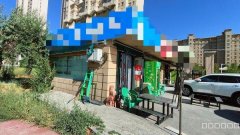 C12284天山区小区大门口头铺位置超市低价转让