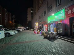 C12310昌吉红旗西路西街名门三期180平超市转让