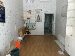 C12312位于昌吉市建国西路好幸福酒店楼下商铺出租