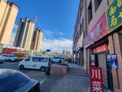 C12341时代橙堡80平餐厅转让（有天然气）