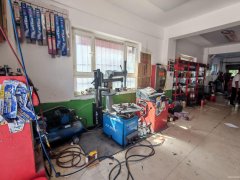 C12347通嘉2期120平轮胎修理店转让