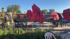 C12377呼图壁农家烧烤小院转让