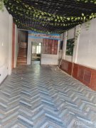 C12381位于昌吉市青年北路隆源超市对面临街商铺出租