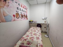 C12389粮校市场60平足浴店转让