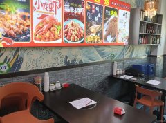 C12396位于阜康市网红街经营中烧烤店转让