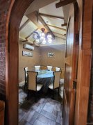 C12401位于阿勒泰市4A级商业街五百里风情街营业中餐厅转