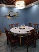 C12410位于昌吉五彩湾新城附近营业中火锅店转让