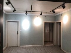 C12428商铺出租 昌吉市建国东路豫东巷对面商铺