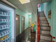 C12442丝路环球港2期100平自助棋牌室转让