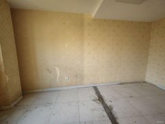 C12443阜康元森国际后门瑶池明珠对面200平旺铺出租