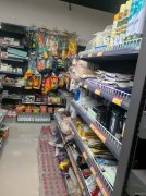 C12452昌吉阜康市迎宾路华星小区门面中医院旁营业中沿街超