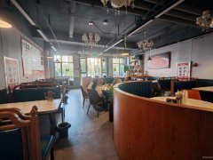 C12467天山区栋梁苑160平餐厅转让