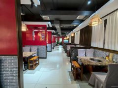 C12472鲤鱼山路便民站450平火锅店转让