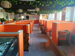 C12486位于昌吉市南公园西路临街餐饮店转让