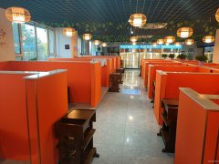 C12486位于昌吉市南公园西路临街餐饮店转让