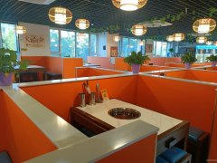 C12486位于昌吉市南公园西路临街餐饮店转让