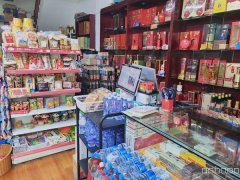 C12537日均5000转昌吉市北京南路世纪花园进车口处便利