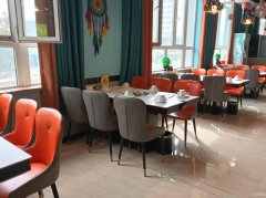 C12563位于奇台县金奇阳光北区临街餐饮店转让