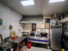 C12566阜康民族巷50平餐厅低价转让