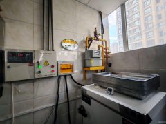 C12595米东区宏福美食街132平餐厅转让