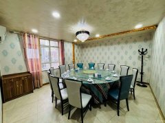 C12600位于昌吉市青年南路附近经营中餐饮旺铺转店