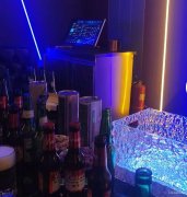 旺铺转让 五家渠102团八一路沿街精装修桌球棋牌酒吧转让