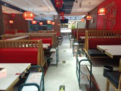 C12622位于昌吉市长宁路繁华地段餐饮店转让