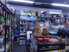 C12637超市转让 位于昌吉市青年南路大型小区门口