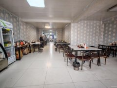 C12643板房沟镇100平餐厅转让