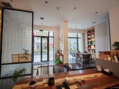 C12659开发区万达附近200平茶舍转让空转