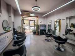 C12672北园春海鲜市场60平美发店转让